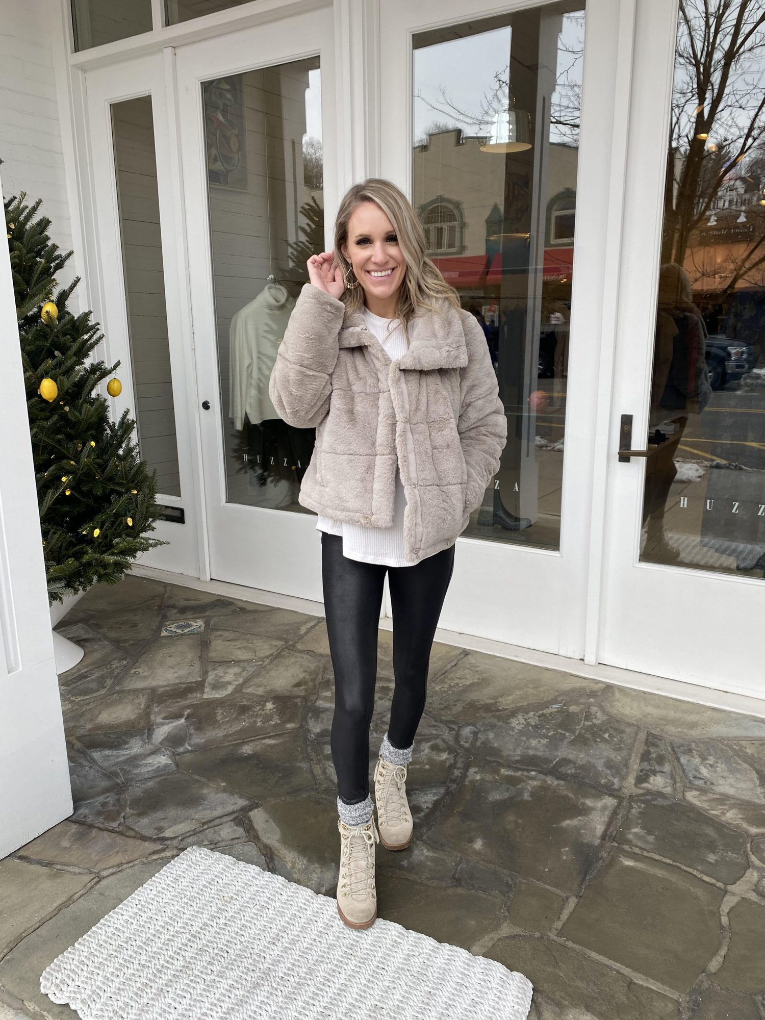 Abercrombie & Fitch outfit